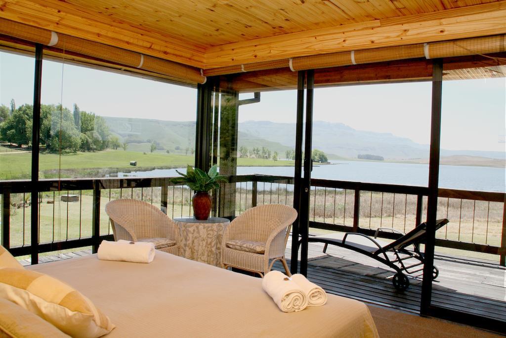 Sani Valley Nature Lodges Гаймвіль Номер фото
